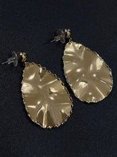Load image into Gallery viewer, Drop Earrings
