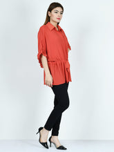 Load image into Gallery viewer, Collar Grip Top
