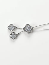 Load image into Gallery viewer, Diamante Clover Necklace
