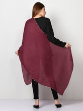 Load image into Gallery viewer, Crinkled Pearl Scarf
