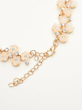 Load image into Gallery viewer, Floral Necklace
